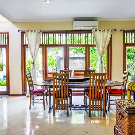 Villa Mica - Kuta - 5 Bedrooms - 5 Bathrooms - Great Location מראה חיצוני תמונה